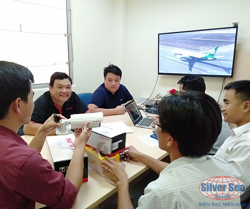 Buổi giao lưu giữa LiLin và Biển Bạc Miền Nam